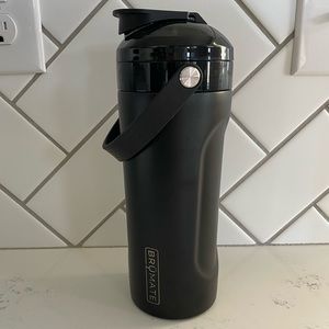 Brumate Multishaker!!